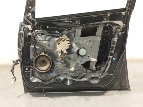 Right front door MITSUBISHI GRANDIS (NA_W) 2.0 DI-D (NA8W) | BP30790726C3