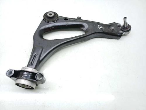 Used Right front suspension arm MERCEDES-BENZ V-CLASS (W447) [2014-2025]  13735657