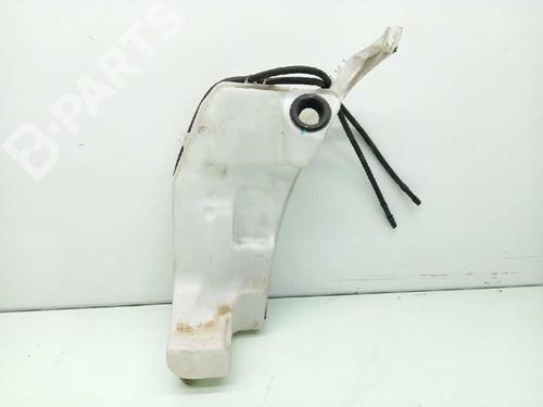 Used Windscreen washer tank Windscreen washer tank RENAULT CLIO IV (BH_) 0.9 TCe 90 (BHNF, BHMA, BHMH, BHJK, BHJR) (90 hp) 10623971 10623971