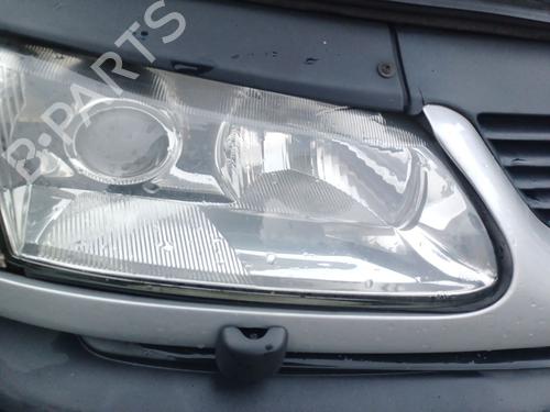 Right headlight RENAULT ESPACE III (JE0_) 2.2 dCi (JE0K) | BP16702230C29 