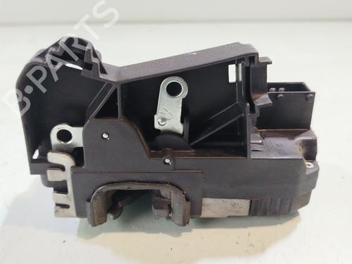 Front right lock OPEL VIVARO A Van (X83) 1.9 DTI (F7) | BP30083626C97