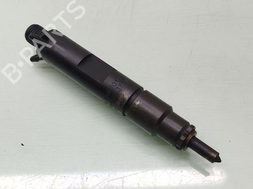 injector-vw-transporter-t4-bus-70b-70c-7db-7dk-70j-70k-7dc-7dj-1990-1991-1992-1993-1994-1995-1996-1997-1998-1999-2000-2001-2002-2003-2004-31317130 main image