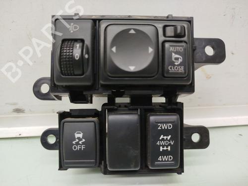 Used Switch Switch NISSAN JUKE (F15) 1.6 DIG-T 4x4 (190 hp) 23958364 23958364