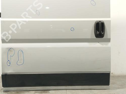 Right slide door PEUGEOT BOXER Van 2.2 BlueHDi 140 | BP29463717C75 