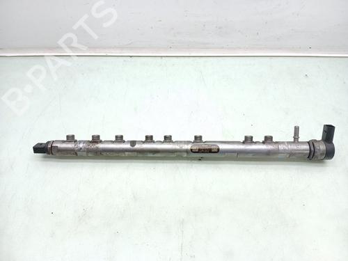 Used Injection rail Injection rail BMW X5 (E70) xDrive 30 d (245 hp) 32751212 32751212