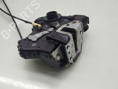 Used Front right lock SUZUKI GRAND VITARA II (JT, TE, TD) 1.9 DDiS All-wheel Drive (JT419, TD44, JB419WD, JB419XD,... (129 hp) 26597340