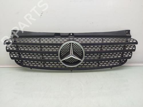 Used Grille MERCEDES-BENZ VITO / MIXTO Van (W639) 115 CDI 4x4 (639.601, 639.603, 639.605) (150 hp) 21116304