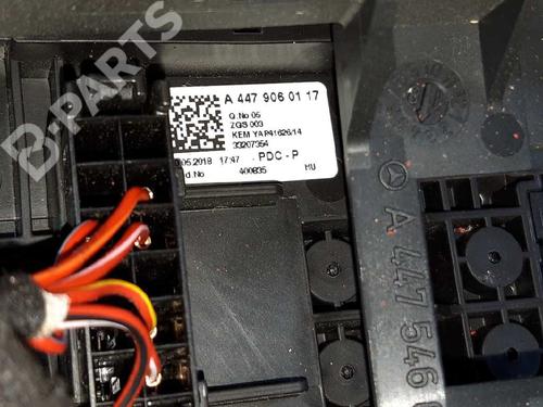 Fuse box MERCEDES-BENZ VITO Mixto (Double Cabin) (W447)  | BP9631670E1 