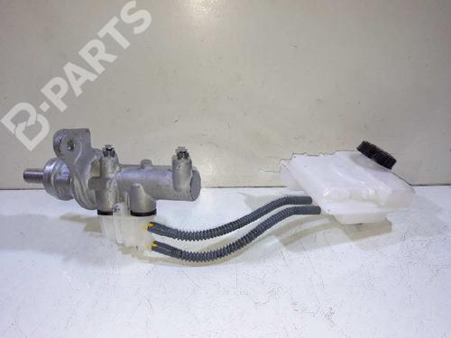 Used Brake master cylinder MERCEDES-BENZ VITO Tourer (W447) [2014-2025]  12180403