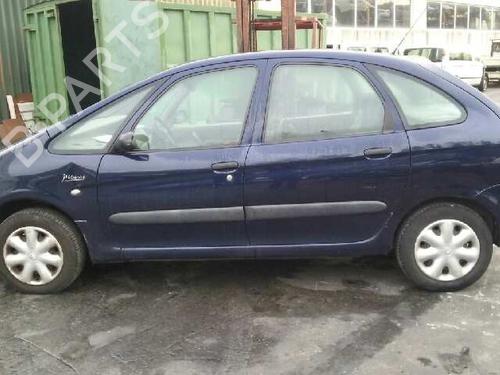 Left headlight CITROËN XSARA PICASSO (N68) 2.0 HDi | BP1302568C28 