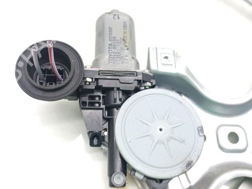 Front right window mechanism TOYOTA YARIS (_P13_) 1.4 D (NLP130_, NLP130) | BP29574269C23 