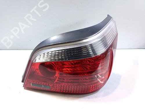 Feu arrière droit BMW 5 (E60) 520 d (163 hp) 31929050