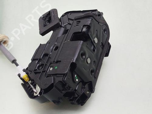 front-right-lock-vw-tiguan-ad1-ax1-2016-2017-2018-2019-2020-2021-2022-2023-2024-32365733 main image