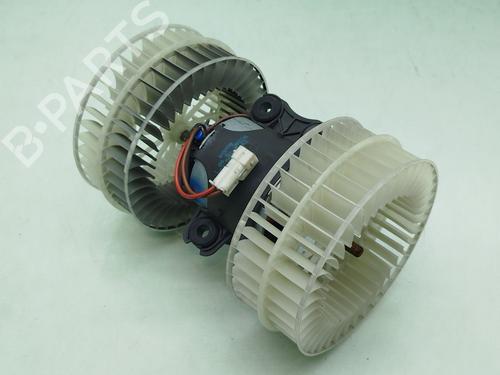 Used Heater blower motor Heater blower motor MERCEDES-BENZ VITO / MIXTO Van (W639) 115 CDI 4x4 (639.601, 639.603, 639.605) (150 hp) 35953590 35953590