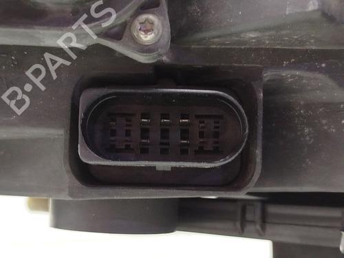 Right headlight VW PHAETON (3D1, 3D2, 3D3, 3D4, 3D6, 3D7, 3D8, 3D9) 3.0 V6 TDI 4motion | BP29259189C29 