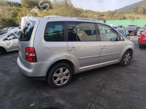 Front bumper VW TOURAN (1T1, 1T2) 2.0 TDI | BP25595828C7