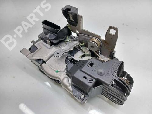 Used Front right lock VOLVO XC40 (536) D3 (150 hp) 10381757