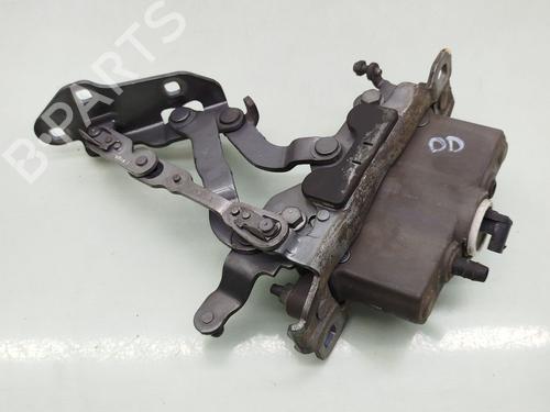 hingedoor-check-strap-mercedes-benz-e-class-w212-2009-2010-2011-2012-2013-2014-2015-2016-34693631 main image