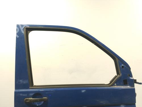 Right front door VW TRANSPORTER T5 Bus (7HB, 7HJ, 7EB, 7EJ) 1.9 TDI | BP29933030C3