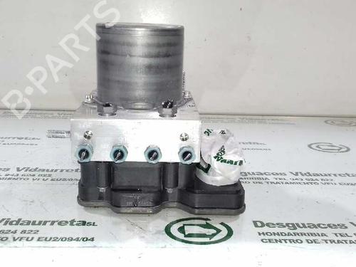 Used ABS pump ABS pump MERCEDES-BENZ VITO Mixto (Double Cabin) (W447) 119 BlueTEC (447.701, 447.703, 447.705) (190 hp) 1958928 1958928