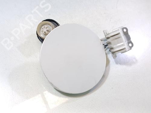 tanklag-lexus-ct-zwa10_-2010-33843793 main image