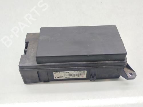 Used Fuse box KIA SORENTO I (JC) 2.5 CRDi 4WD (140 hp) 28169644