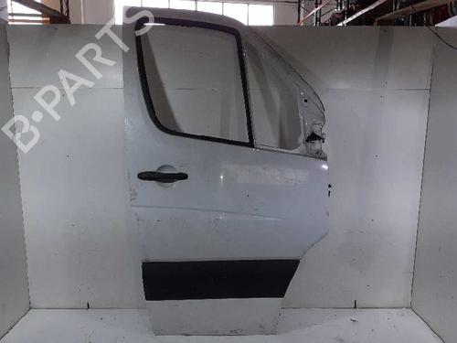 Dør høyre foran MERCEDES-BENZ SPRINTER 3,5-t Van (B906) [2006-2020]  6027844