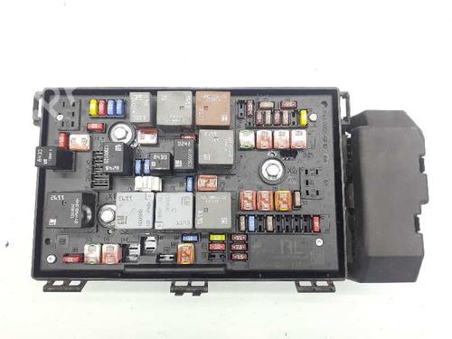 Used Fuse box OPEL ASTRA J Sports Tourer (P10) 1.7 CDTI (35) (125 hp) 15074050