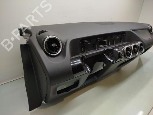 Dashboard MERCEDES-BENZ GLA (H247) GLA 200 (247.787) | BP40107561C46 - Image 2