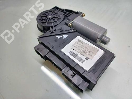 Used Right rear window motor VW TOUAREG (7LA, 7L6, 7L7) 5.0 V10 TDI (313 hp) 9653725