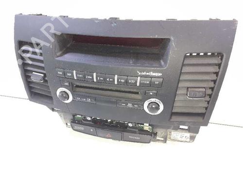 Used Radio MITSUBISHI LANCER VIII (CY_A, CZ_A) 2.0 DI-D (CY8A) (140 hp) 9117118