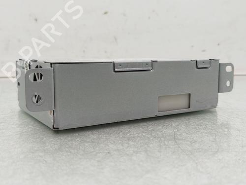 Used Radio Radio PEUGEOT 308 III (FB_, FH_, FP_, F3_, FM_) PureTech 130 (FPHNSL, FPHNST) (131 hp) 40184337 40184337