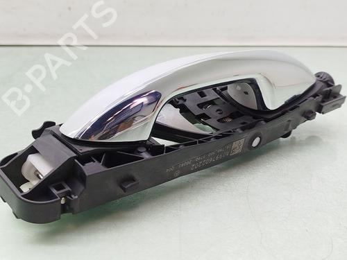 front-right-exterior-door-handle-mercedes-benz-gla-h247-2020-35979822 main image