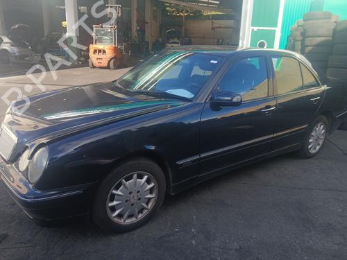 Brugte MERCEDES-BENZ E-CLASS (W210) E 270 CDI (210.016) (170 hp) 4403354