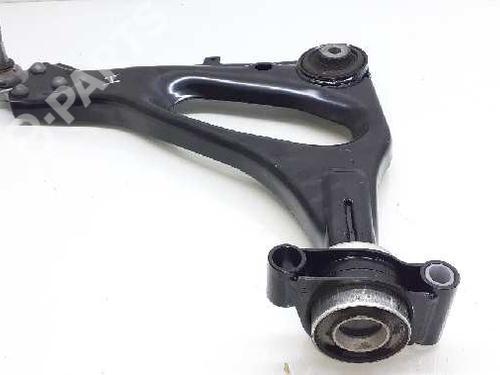 Used Left front suspension arm MERCEDES-BENZ V-CLASS (W447) [2014-2025]  9117773