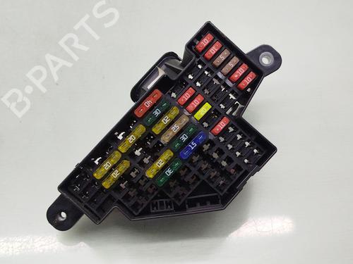 fuse-box-vw-golf-vi-5k1-2008-2009-2010-2011-2012-2013-2014-34568306 main image