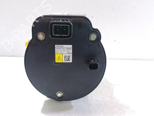 AC compressor TOYOTA COROLLA Hatchback (_E21_, _EA1_, _EH1_) 1.8 Hybrid (ZWE211) | BP38414890M34 - Image 3