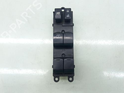 Used Left front window switch NISSAN TIIDA Hatchback (C11) 1.6 (110 hp) 27157806