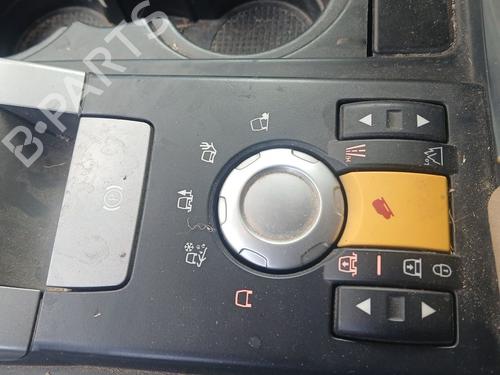 Left front window switch LAND ROVER RANGE ROVER SPORT I (L320) 3.6 D 4x4 | BP37700517I27  - Image 18