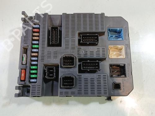 Used Fuse box CITROËN JUMPY II (VF7) 1.6 HDi 90 16V (90 hp) 30588244