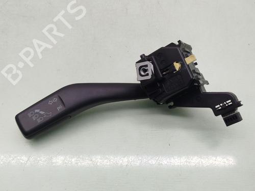 Used Steering column stalk Steering column stalk VW GOLF VI (5K1) 2.0 TDI (140 hp) 33887047 33887047