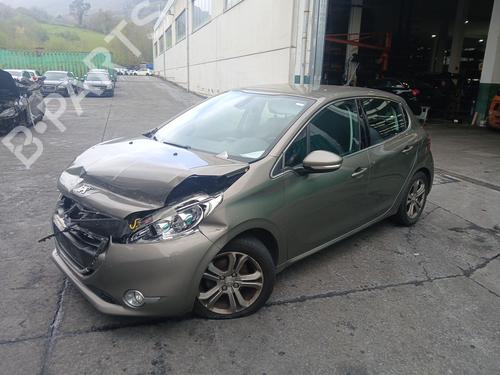 Used Parts PEUGEOT 208 I (CA_, CC_) 1.6 HDi 5005726