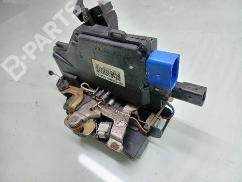 Used Front right lock VW TOUAREG (7LA, 7L6, 7L7) 5.0 V10 TDI (313 hp) 9653672