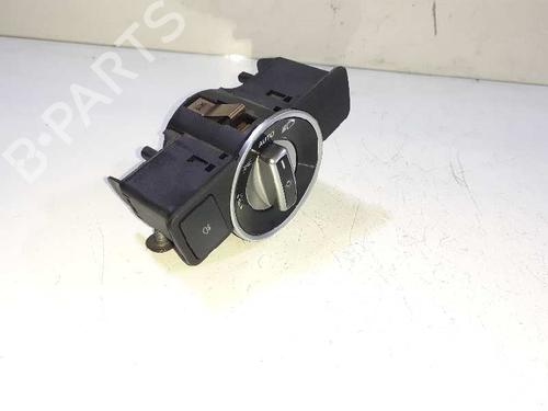 Used Headlight switch MERCEDES-BENZ A-CLASS (W176) A 180 CDI (176.000) (109 hp) 7888492