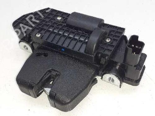 Used Tailgate lock PEUGEOT 3008 I MPV (0U_) 1.6 HDi (112 hp) 7054376