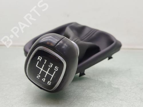Used Shift knob Shift knob HYUNDAI i30 Estate (PDE) 1.6 CRDi (110 hp) 35950050 35950050