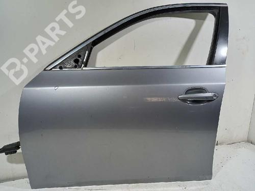 Left front door BMW 5 Touring (E61) 525 d (177 hp) 41517202339