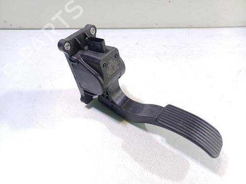 Used Pedal MERCEDES-BENZ VIANO (W639) CDI 2.2 (639.811, 639.813, 639.815, 639.711, 639.713) (136 hp) 21116295