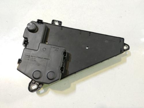 Fuse box BMW 6 (E63) 645 Ci | BP16934333E1 
