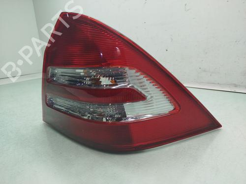 Right taillight MERCEDES-BENZ C-CLASS (W203) C 220 CDI (203.008) | BP24226147C35 